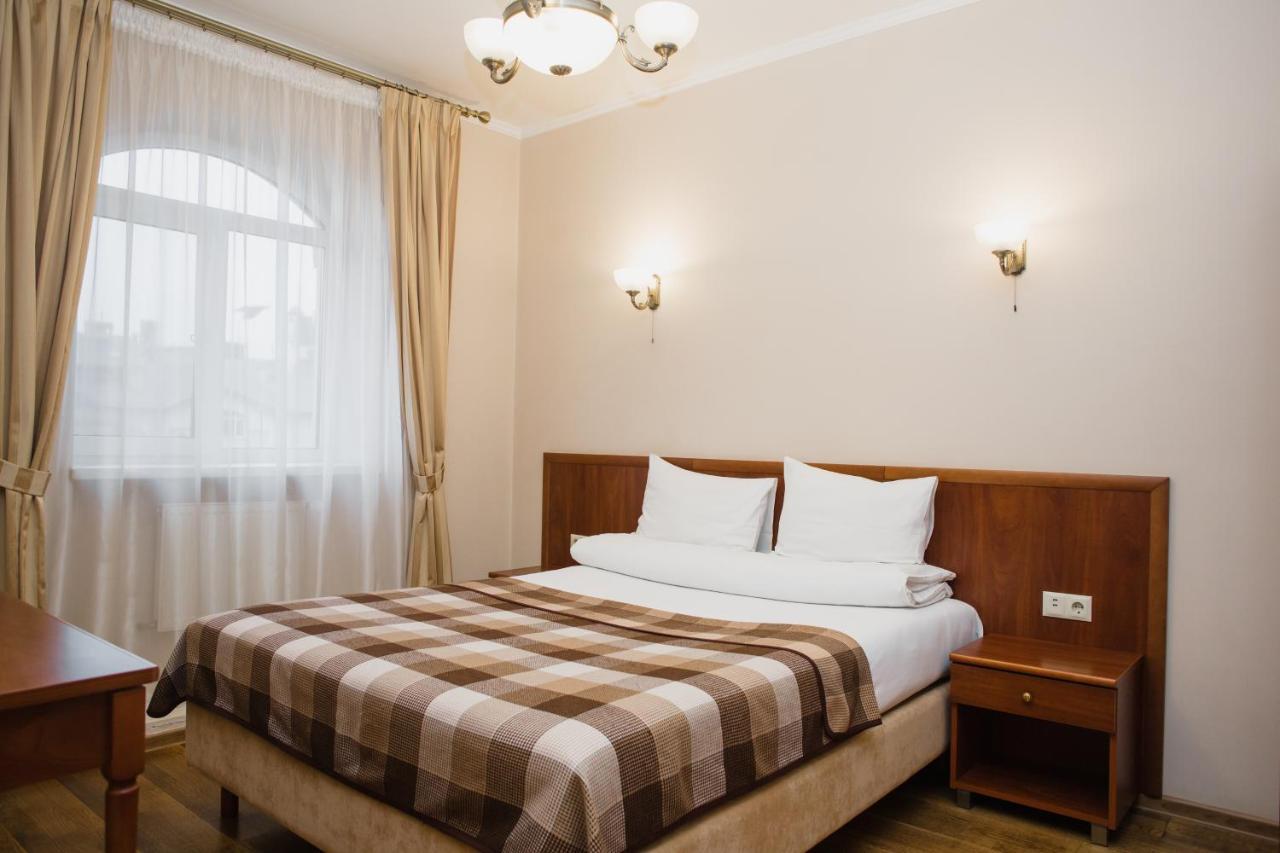 Stanislaviv 3* Ивано-Франковск