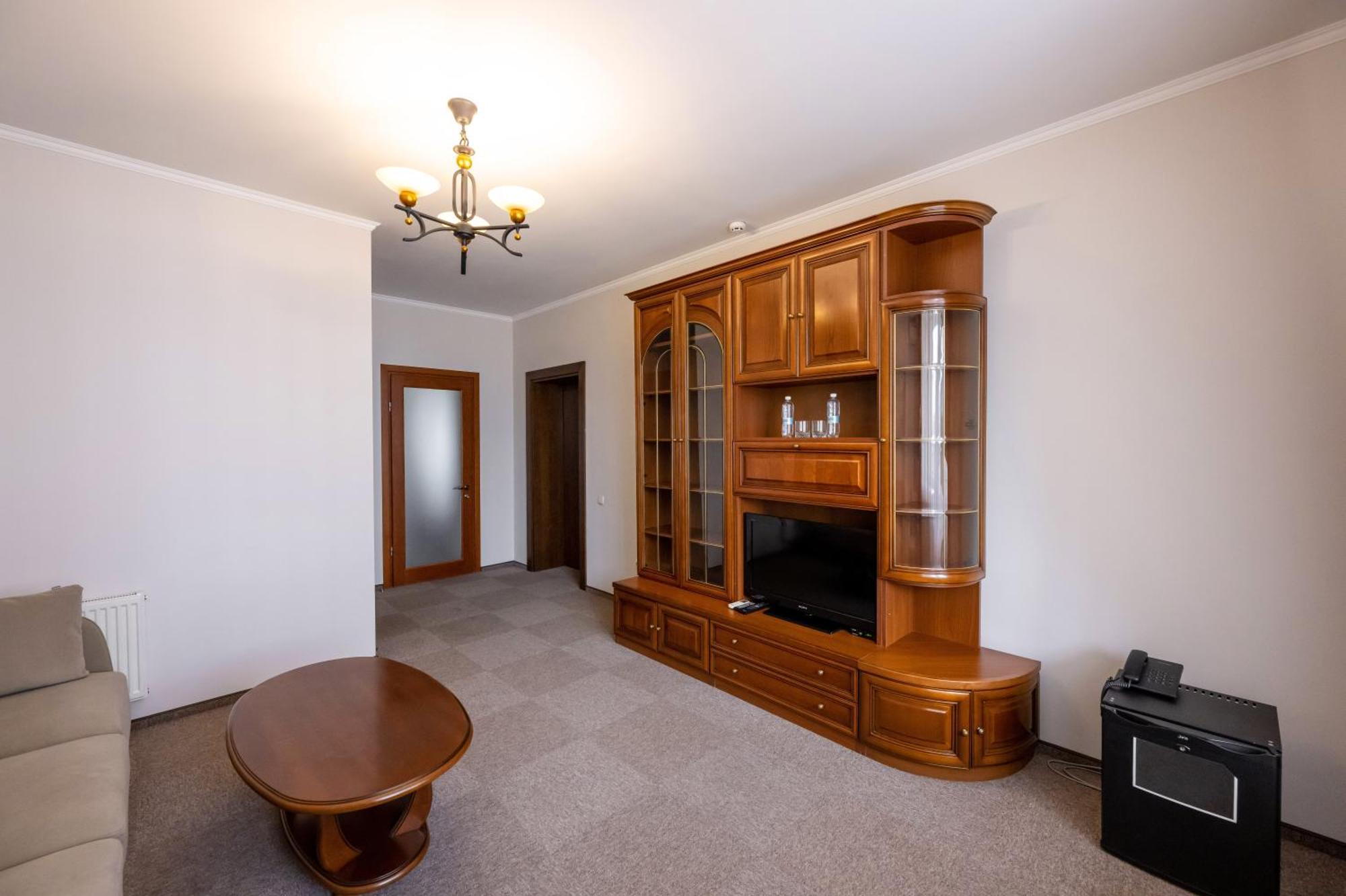 Stanislaviv Hotel 3*
