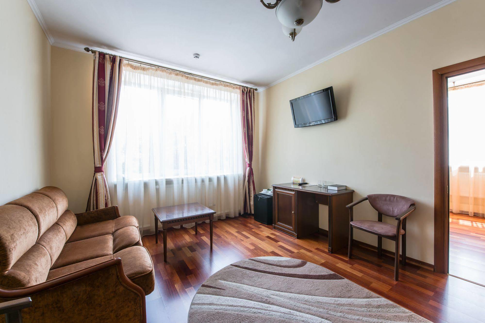 Stanislaviv Hotel